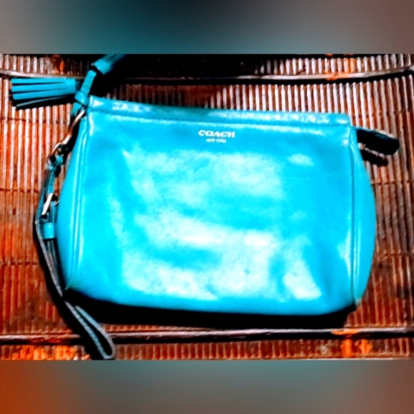 Vintage Tassel Turquoise Clutch sling wrist bag length 8.5in,width 6 in, zipper - Picture 4 of 7